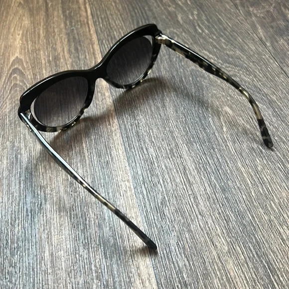 THE MONTMARTRE CATEYE SUNGLASSES IN MIDNIGHT TORTOISESHELL